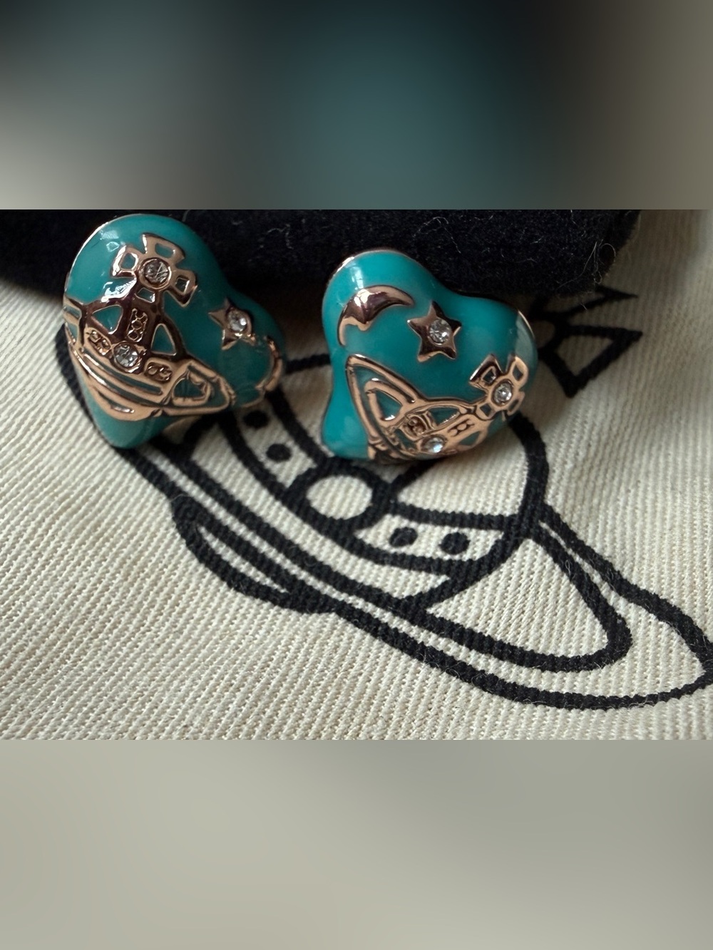 Vivian Westwood Orb Turquoise Heart Stud Earrings with Rose Gold Accents NWOT